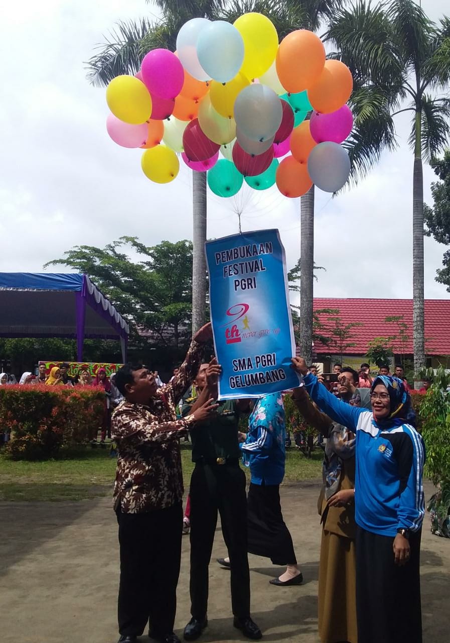 SMA PGRI Gelumbang Gelar Festival ke 9 Tahun " NEVER GIVE UP  " 2019