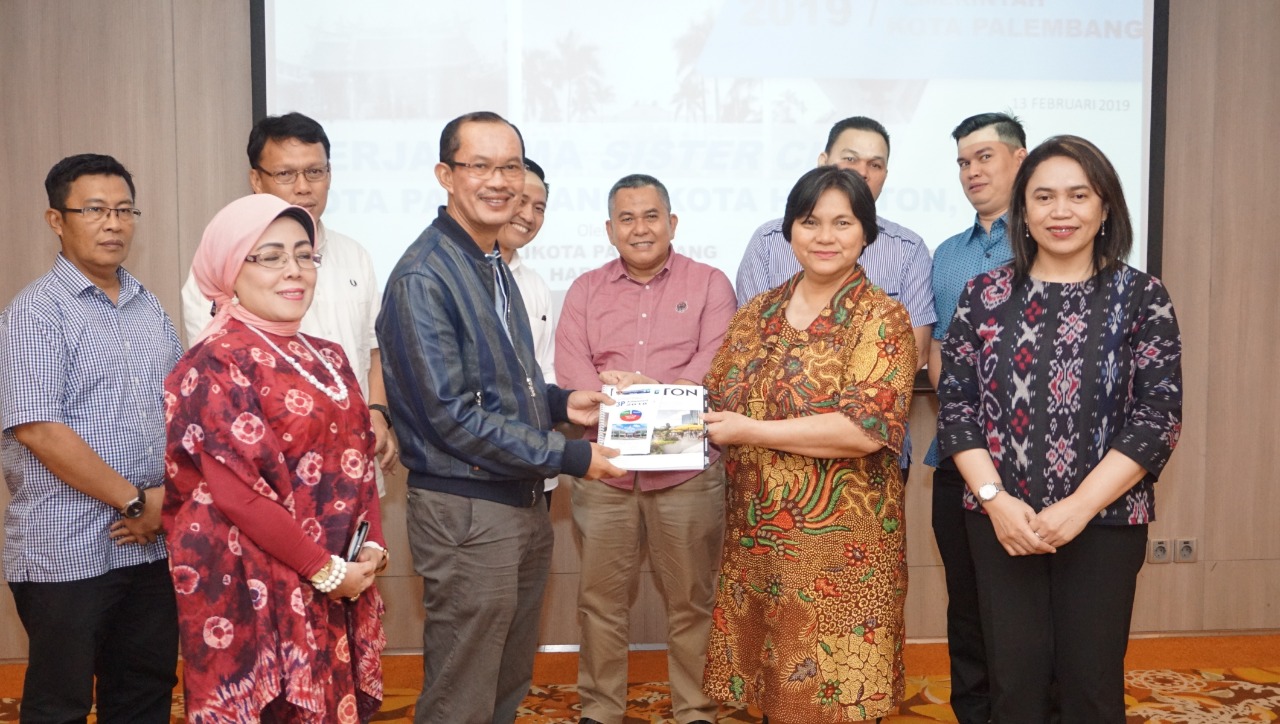 Tertarik Kembangkan Sister City di Palembang