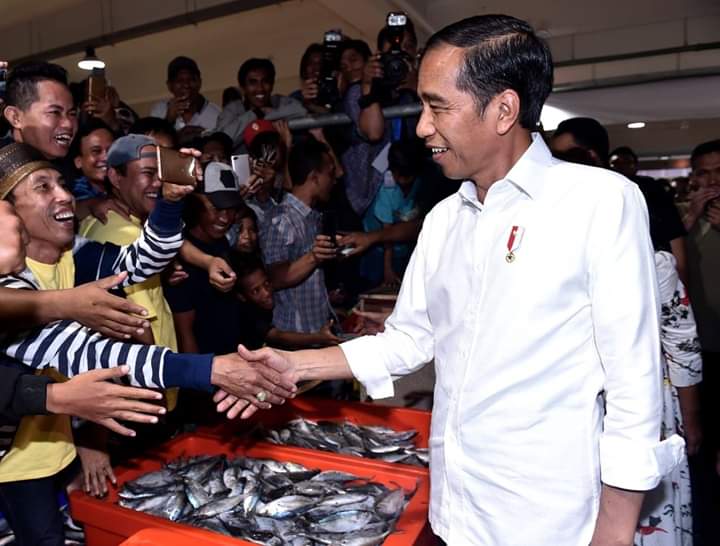 Hasil Survei Terus Unggul, Bukti Kepemimpinan Jokowi Disukai Rakyat.