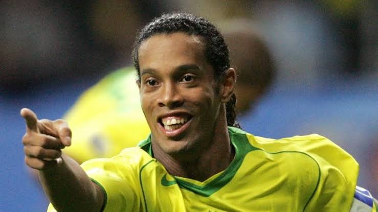 Ronaldinho Batal Main di Palembang, Apa Sebabnya