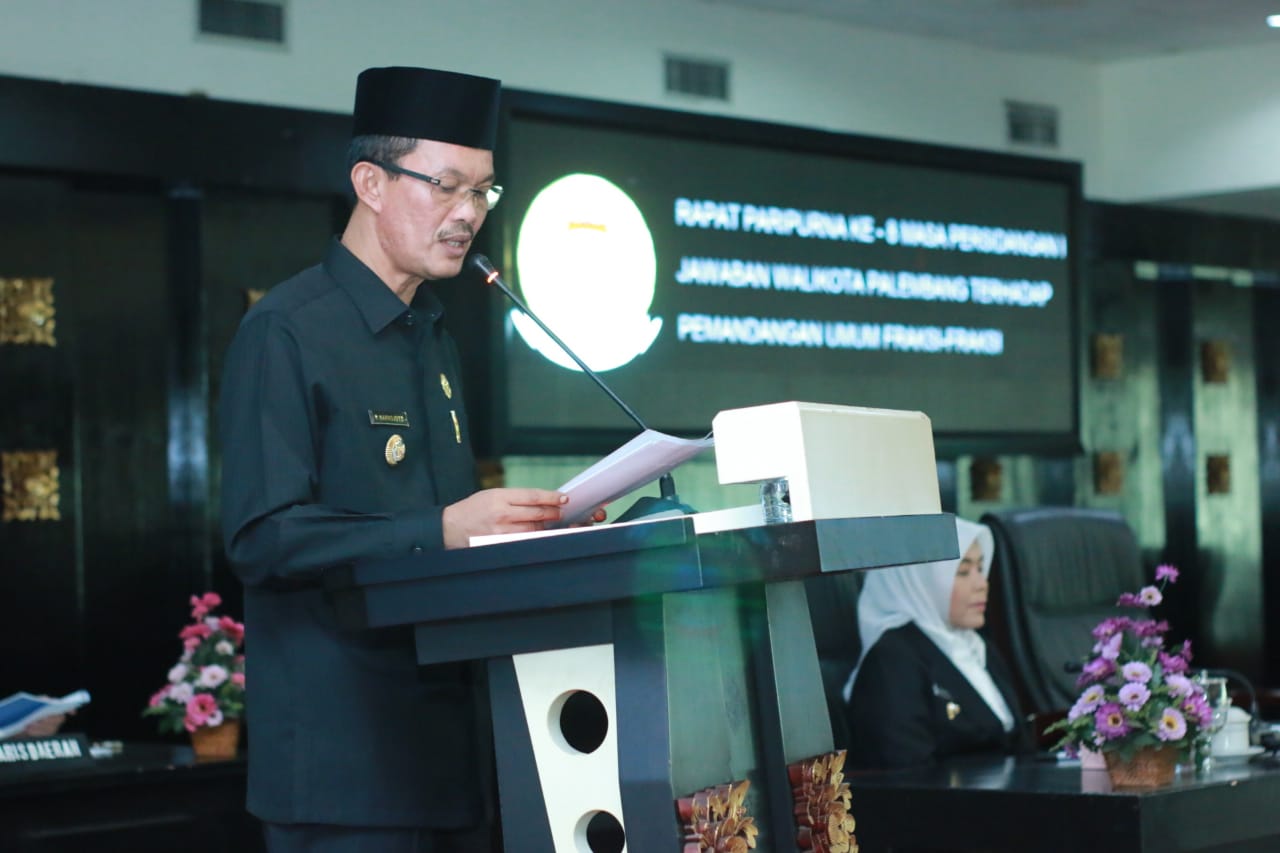 Walikota H. Harnojoyo Menanggapi Pandangan Umum Setiap Fraksi DPRD di Kota Palembang