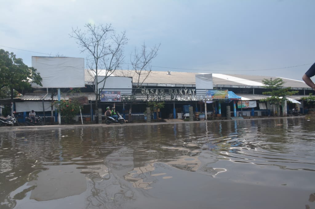 Beberapa Wilayah Terdampak Banjir akibat Hujan Deras di Palembang