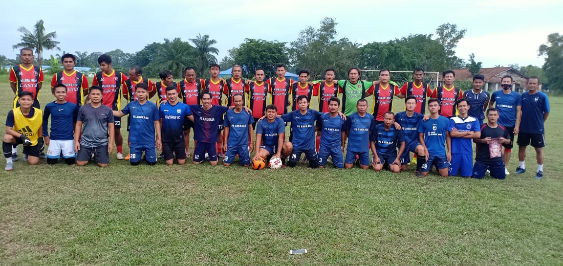 Muara Enim Legend FC Lakoni Laga Trofeo di Lapangan AURI Palembang