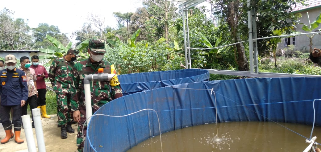 Tim Wasev Mabes TNI Juga Kunjungi Tambak Ikan dan Kebun Warga
