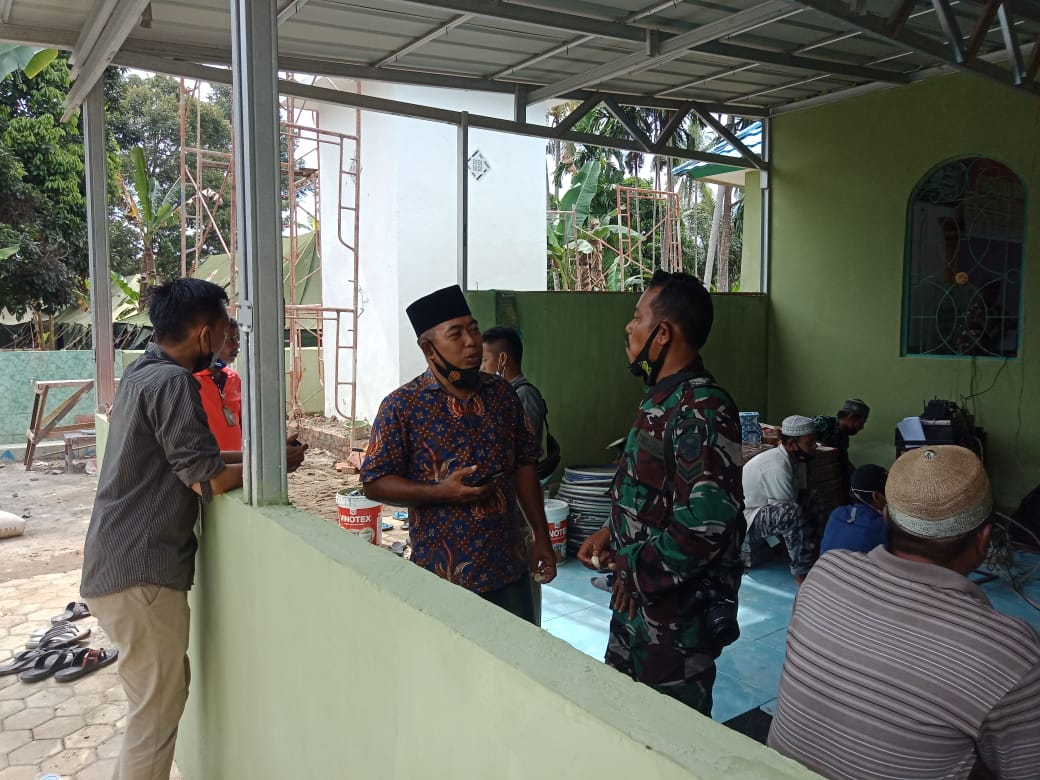 Renovasi masjid Nurul Imam Sebagai Hadiah Satgas Kepada Warga Sambut Bulan Ramadhan