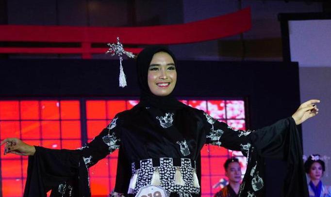 Wakil Sultra Raih Juara 2 Pesona Batik Nusantara 2021