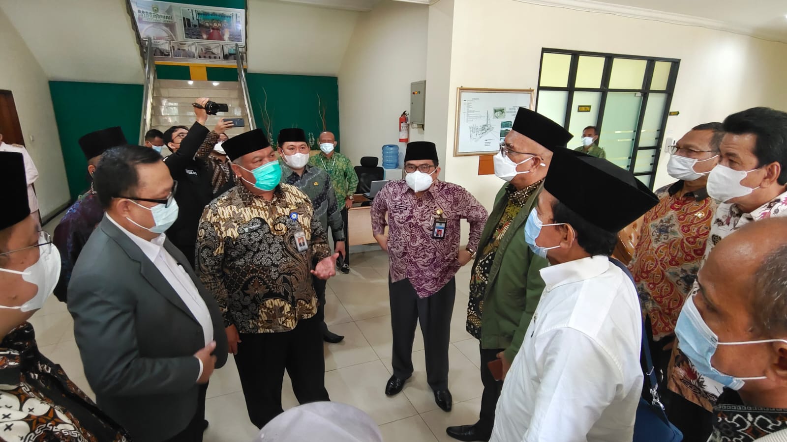Komisi VIII DPR RI saat melakukan kunjungan reses ke Asrami Haji Sumsel, Jumat (17/12)