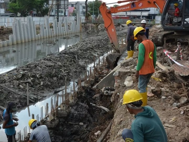Pembangunan Normalisasi Proyek Sungai Sekanak Lambidaro Capai 15 Persen