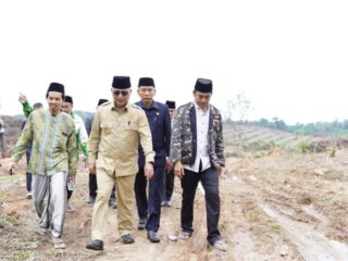 Pj Bupati Apriyadi Tinjau Lahan Pembangunan Kampus NU di Tungkal Jaya