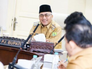 PJ Bupati H Apriyadi Himbau Warga Datang Ke TPS 14 Februari 2024 Gunakan Hak Pilih dan Jangan Golput