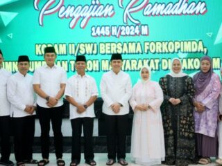 Sinergitas bersama TNI, Pj Gubernur Salat Berjamaah di Masjid Raudhatul Ulum Kodam II/Sriwijaya